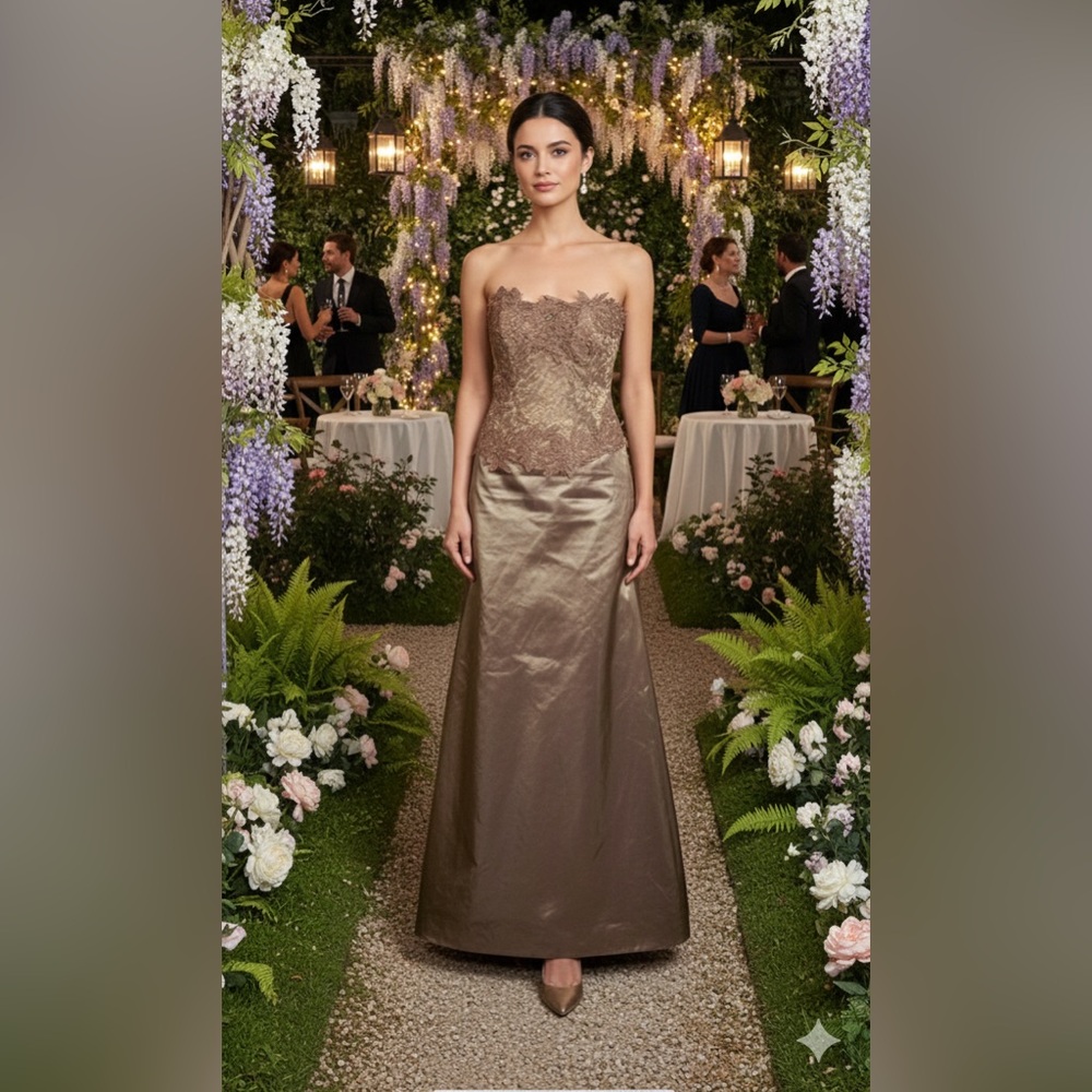 Yoly Munoz Appliqué Lace Corset Bustle‎ Strapless Metallic Gala Event Gown 10
